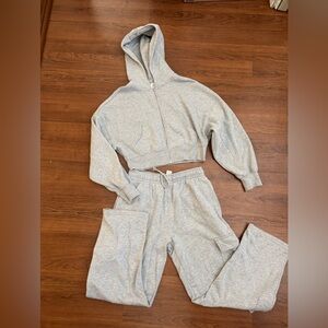 Garage Cropped Hoodie & Cargo Sweats (Matching Set) - Size M